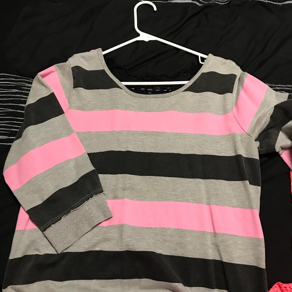 Reposh 3/4 sleeve sweater